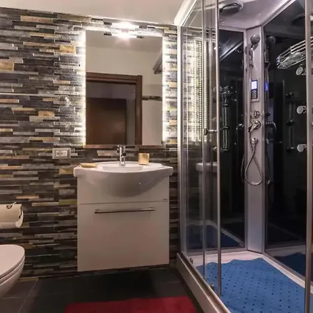 Apartment With Garden In Perledo