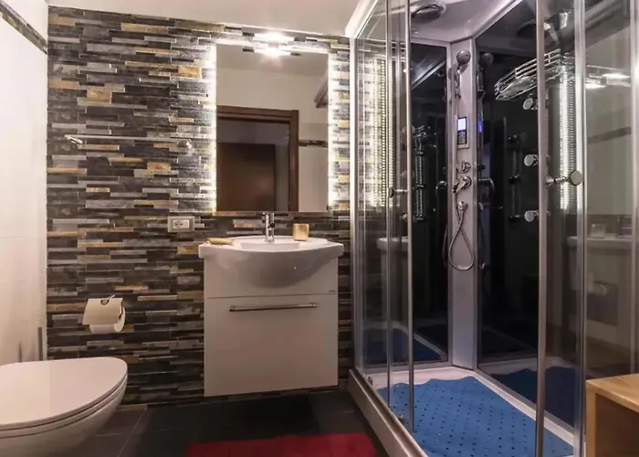 דירה With Garden In Perledo