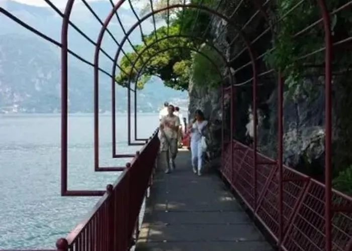 דירה With Garden In *